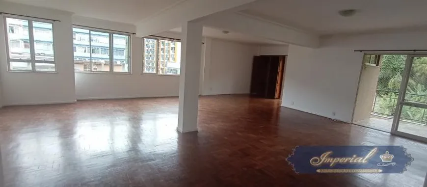 Foto 1 de Apartamento com 5 Quartos à venda, 280m² em Centro, Petrópolis