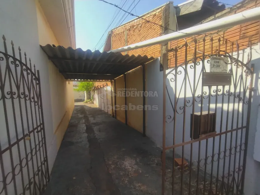 Foto 1 de Casa com 1 Quarto para alugar, 40m² em Vila Curti, São José do Rio Preto