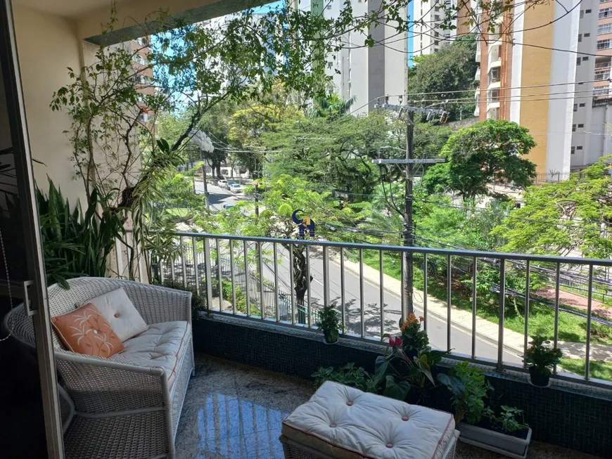 Foto 1 de Apartamento com 4 Quartos à venda, 260m² em Chame-Chame, Salvador