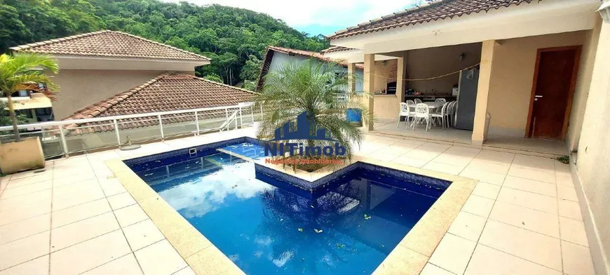Foto 1 de Casa com 3 Quartos à venda, 660m² em Itaipu, Niterói