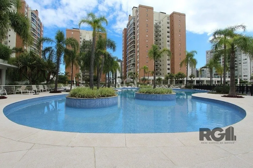 Foto 1 de Apartamento com 3 Quartos à venda, 161m² em Jardim do Salso, Porto Alegre
