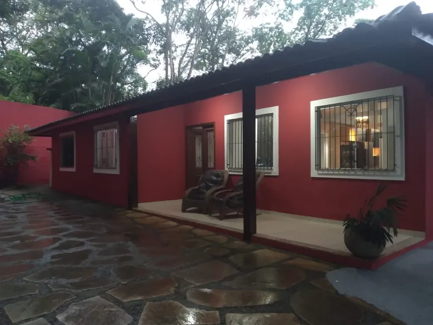 Foto 1 de Casa com 3 Quartos à venda, 160m² em Novo Cavaleiro, Macaé