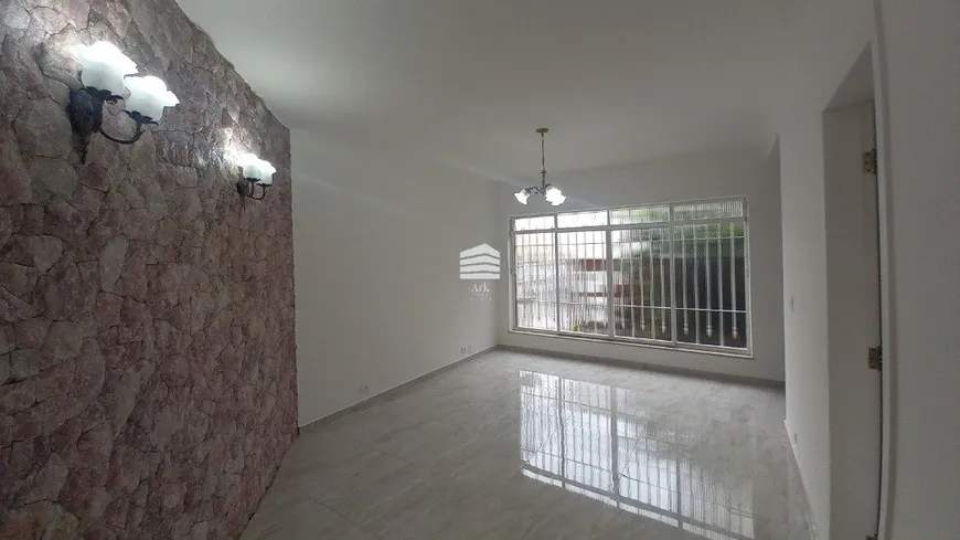 Foto 1 de Casa com 4 Quartos para venda ou aluguel, 320m² em Vila Sao Jose Ipiranga, São Paulo
