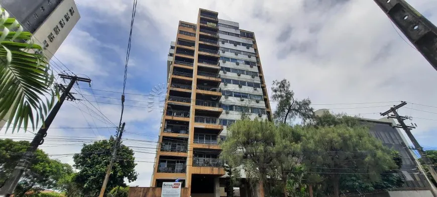 Foto 1 de Apartamento com 5 Quartos à venda, 268m² em Torreão, Recife