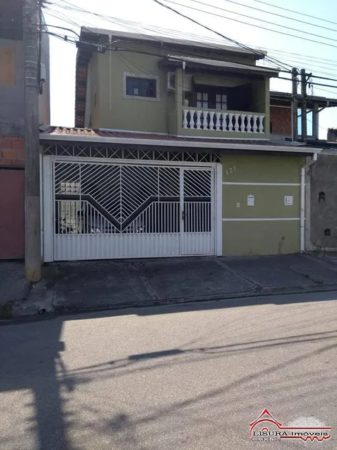 Foto 1 de Casa com 3 Quartos à venda, 180m² em Parque dos Principes, Jacareí