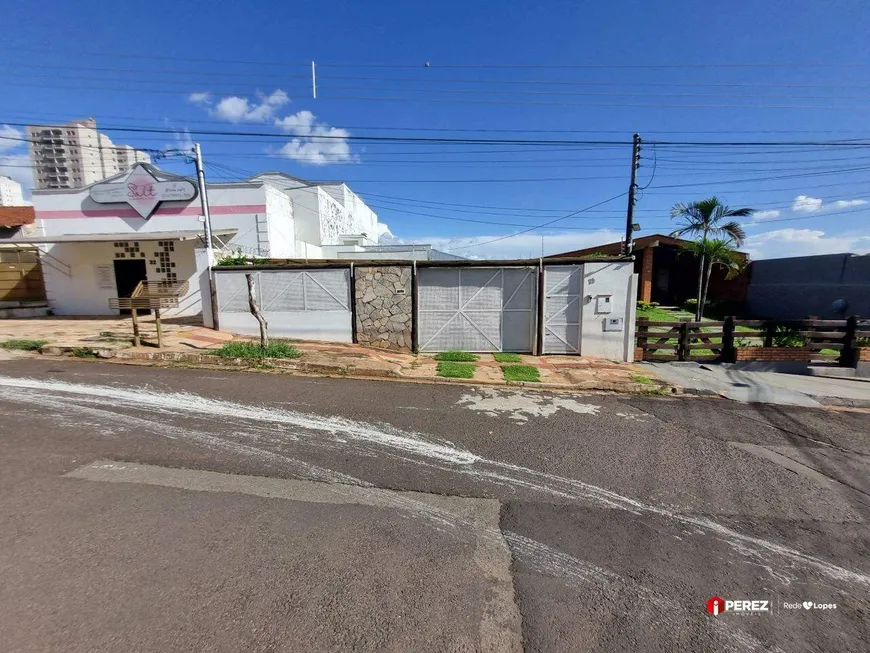 Foto 1 de Casa com 2 Quartos à venda, 180m² em São Francisco, Campo Grande