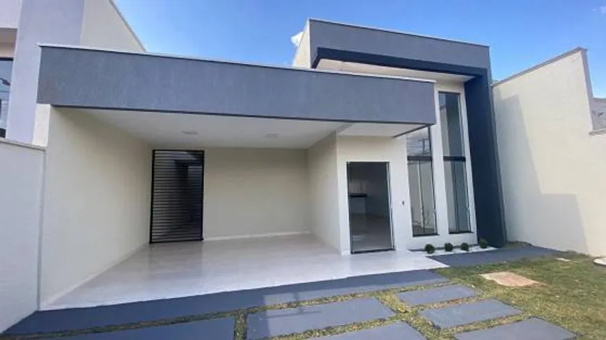 Foto 1 de Casa com 3 Quartos à venda, 106m² em Centro, Balneário Piçarras