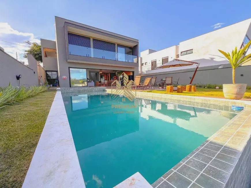 Foto 1 de Casa de Condomínio com 4 Quartos à venda, 320m² em Condominio Figueira Garden, Atibaia