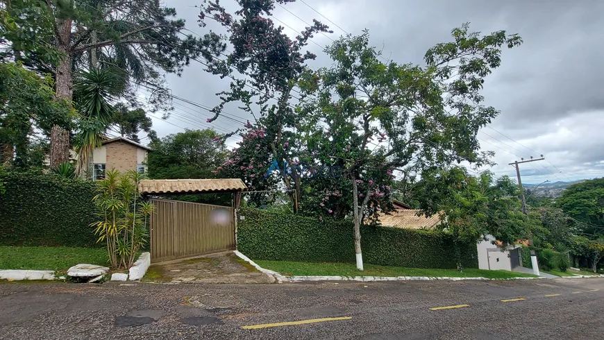 Foto 1 de Casa de Condomínio com 4 Quartos à venda, 267m² em Parque Jardim da Serra, Juiz de Fora