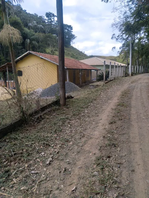 Foto 1 de Fazenda/Sítio com 1 Quarto à venda, 90m² em Arrozal, Piraí