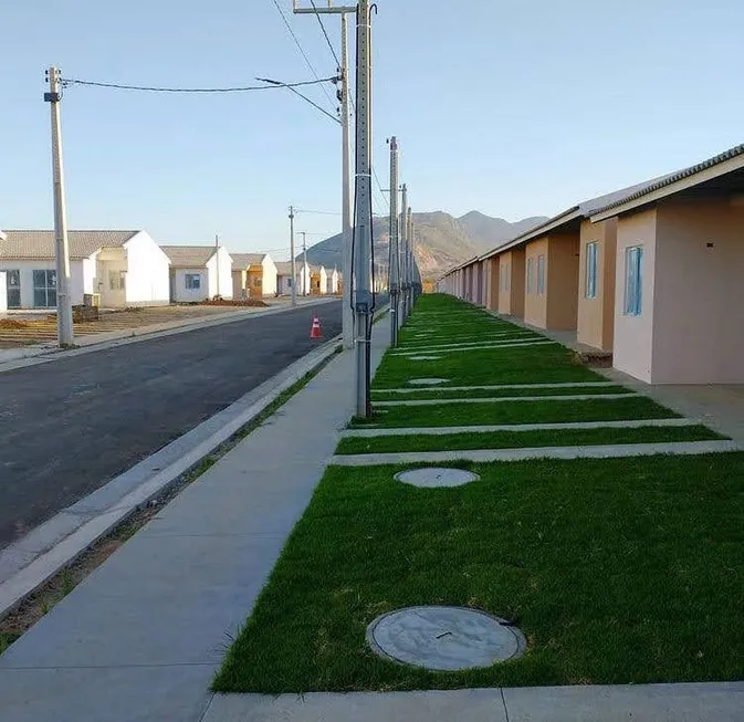 Foto 1 de Casa de Condomínio com 2 Quartos à venda, 58m² em Senador Carlos Jereissati, Pacatuba