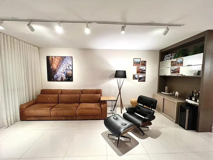 Foto 1 de Apartamento com 4 Quartos à venda, 144m² em Vila da Serra, Nova Lima