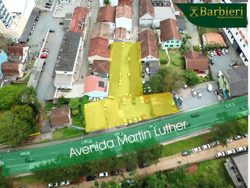 Foto 1 de Lote/Terreno à venda, 1402m² em Victor Konder, Blumenau