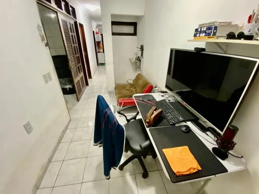 Foto 1 de Casa com 2 Quartos à venda, 80m² em Candeal, Salvador