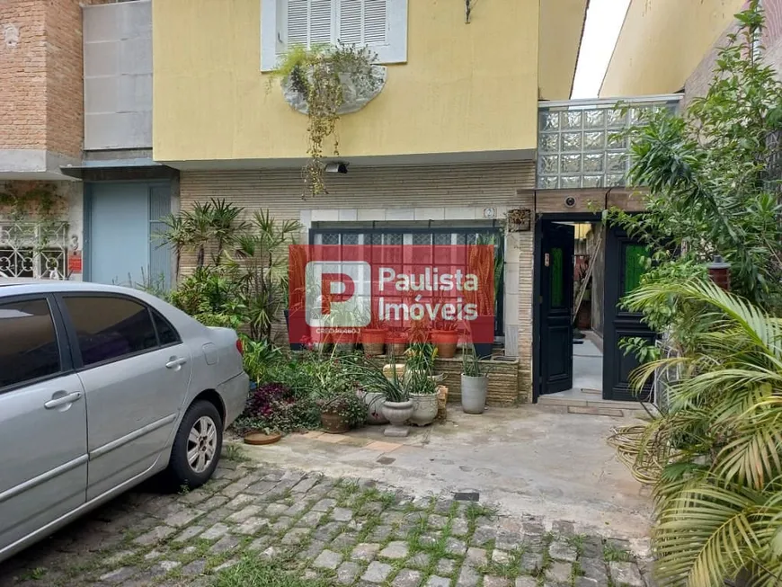 Foto 1 de Sobrado com 3 Quartos para alugar, 150m² em Indianópolis, São Paulo