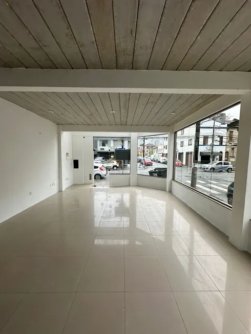 Foto 1 de Ponto Comercial para alugar, 85m² em Vila Matias, Santos