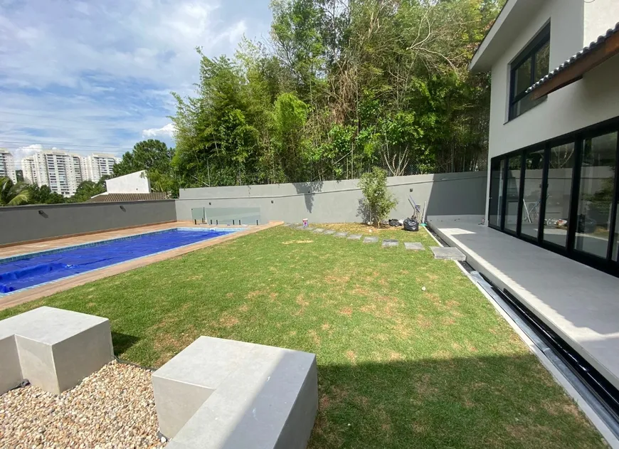 Foto 1 de Casa de Condomínio com 4 Quartos à venda, 400m² em Alphaville Residencial Zero, Barueri