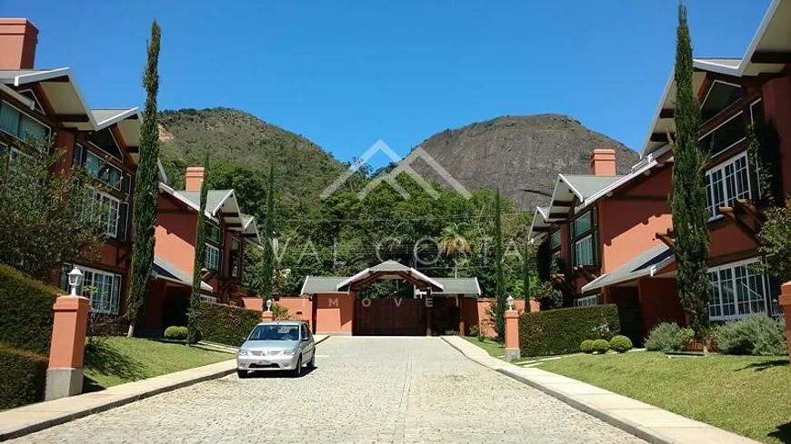 Foto 1 de Casa com 4 Quartos à venda, 264m² em Iúcas, Teresópolis