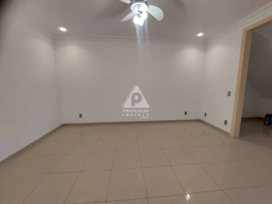 Foto 1 de Casa com 2 Quartos à venda, 102m² em Copacabana, Rio de Janeiro