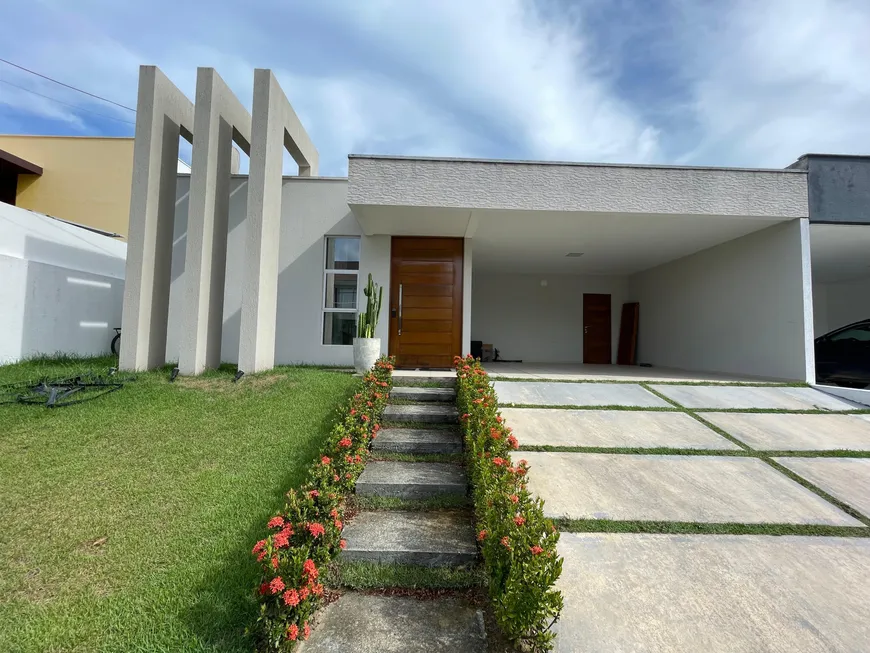 Foto 1 de Casa de Condomínio com 3 Quartos à venda, 220m² em Antares, Maceió