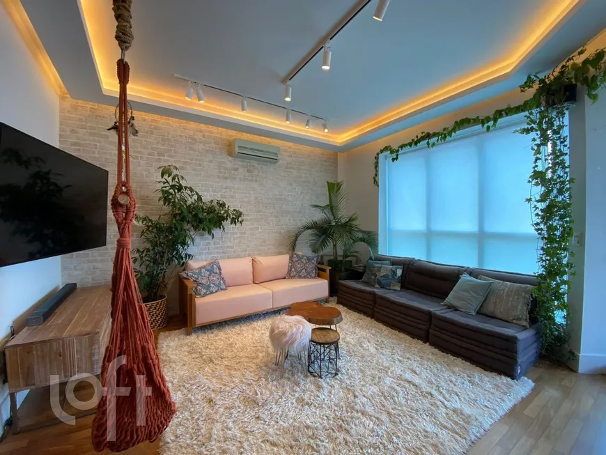 Foto 1 de Apartamento com 1 Quarto à venda, 90m² em Moema, São Paulo
