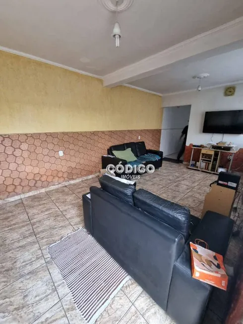 Foto 1 de Casa com 4 Quartos à venda, 160m² em Jardim Testae, Guarulhos