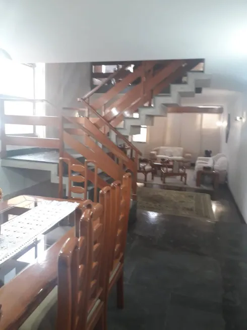 Foto 1 de Casa com 3 Quartos à venda, 288m² em Interlagos, São Paulo