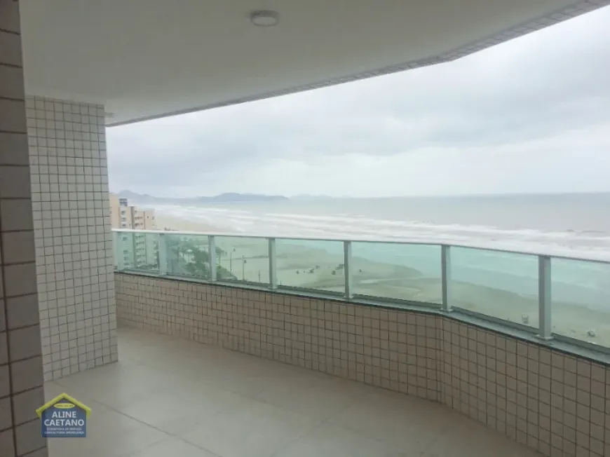 Foto 1 de Apartamento com 3 Quartos à venda, 110m² em Balneário Maracanã, Praia Grande