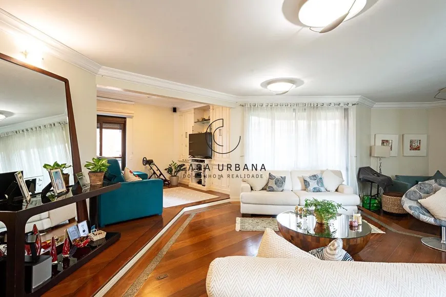 Foto 1 de Apartamento com 4 Quartos à venda, 272m² em Vila Nova Conceição, São Paulo