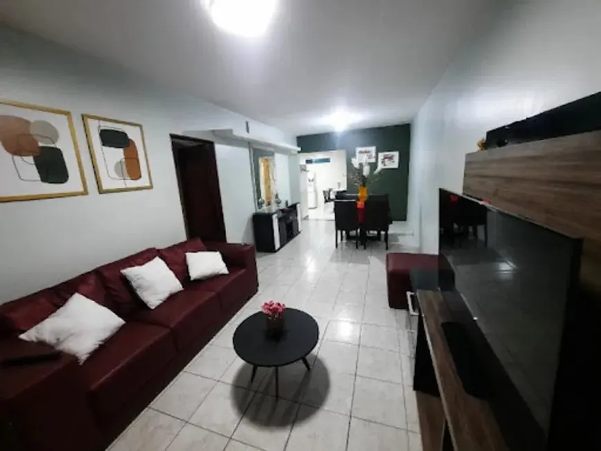 Foto 1 de Casa com 2 Quartos à venda, 110m² em Areia Branca, Salvador