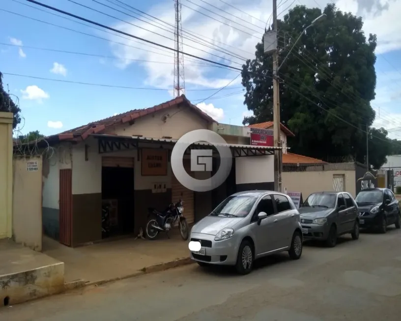 Foto 1 de Ponto Comercial com 1 Quarto à venda, 2m² em Centro, Jaíba