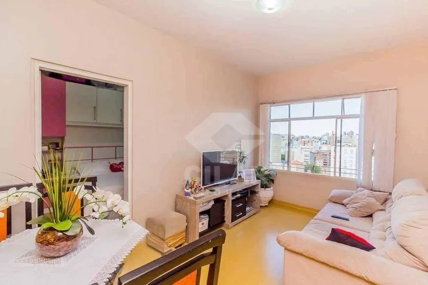 Foto 1 de Apartamento com 1 Quarto à venda, 40m² em Centro, Porto Alegre