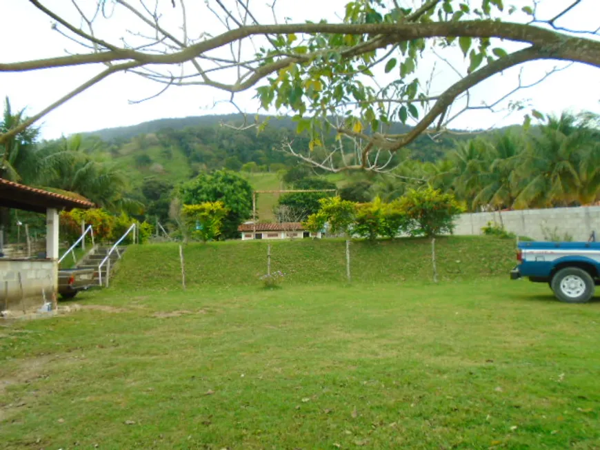 Foto 1 de Fazenda/Sítio com 2 Quartos à venda, 90m² em Caju, Maricá