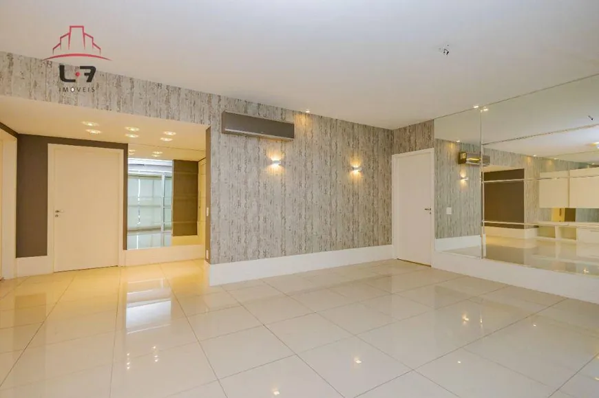 Foto 1 de Apartamento com 5 Quartos à venda, 166m² em Ecoville, Curitiba