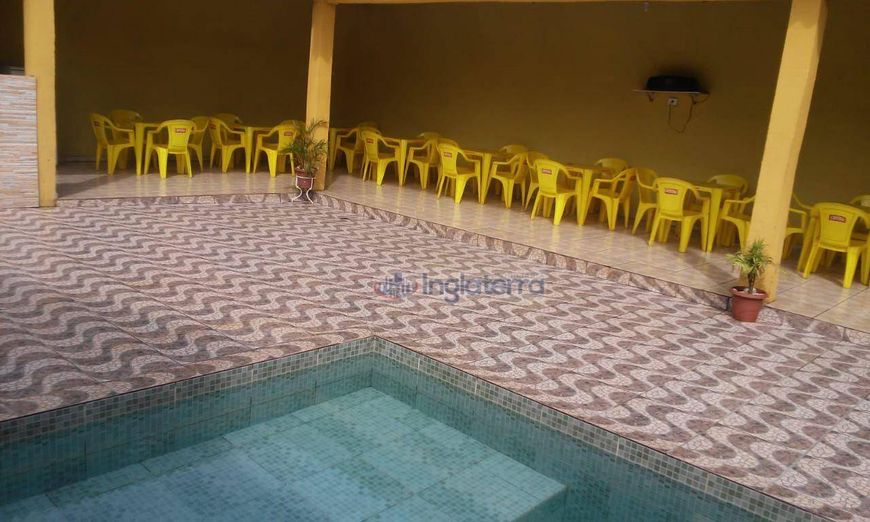 Casas com piscina à venda no Bandeirantes em Londrina