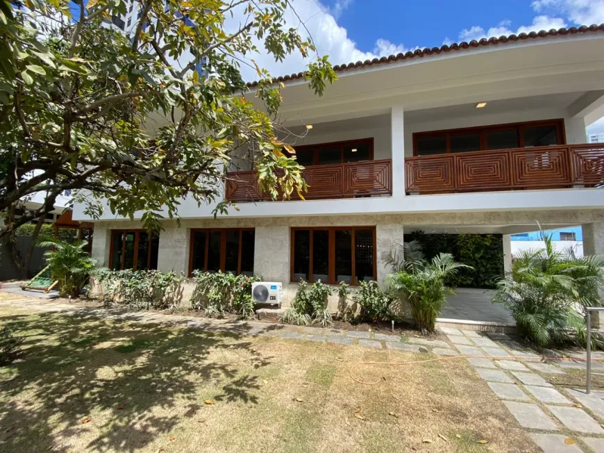 Foto 1 de Casa com 6 Quartos à venda, 900m² em Graças, Recife