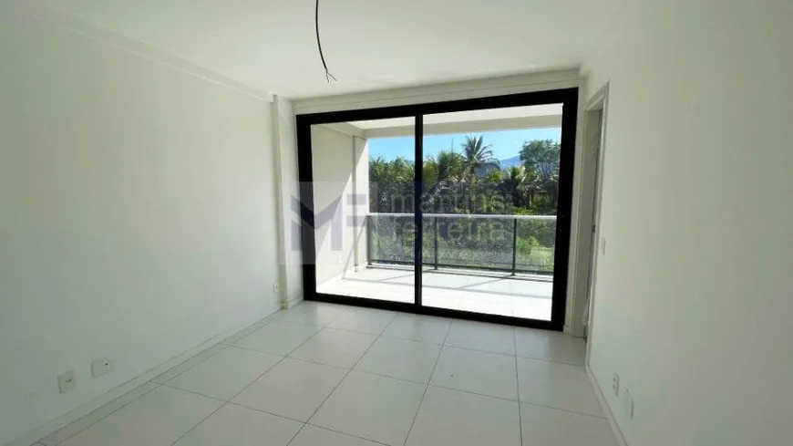 Foto 1 de Casa de Condomínio com 3 Quartos à venda, 367m² em Recreio Dos Bandeirantes, Rio de Janeiro