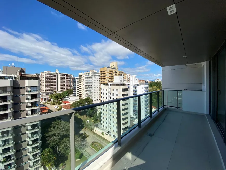 Foto 1 de Apartamento com 3 Quartos à venda, 137m² em Centro, Florianópolis