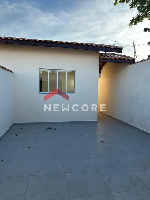 Foto 1 de Casa com 2 Quartos à venda, 51m² em Nova Itanhaém, Itanhaém