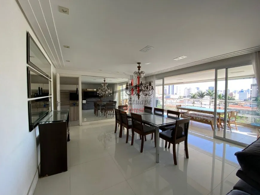 Foto 1 de Apartamento com 4 Quartos para alugar, 220m² em Tatuapé, São Paulo