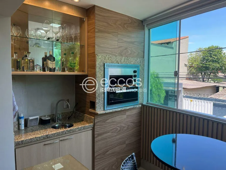 Foto 1 de Apartamento com 2 Quartos à venda, 66m² em Saraiva, Uberlândia