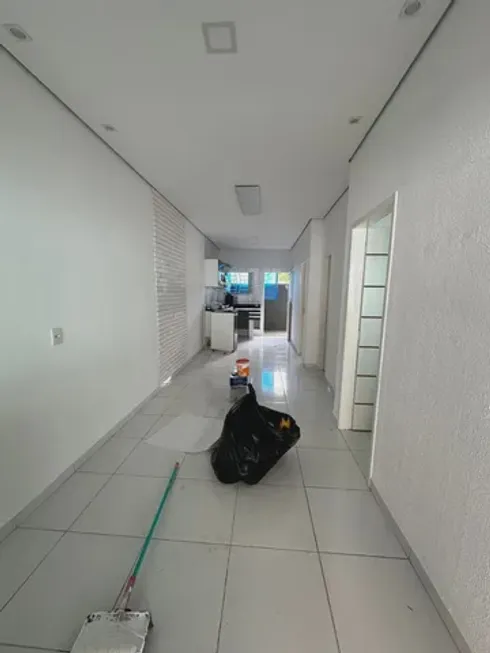 Foto 1 de Casa com 2 Quartos à venda, 70m² em Liberdade, Salvador