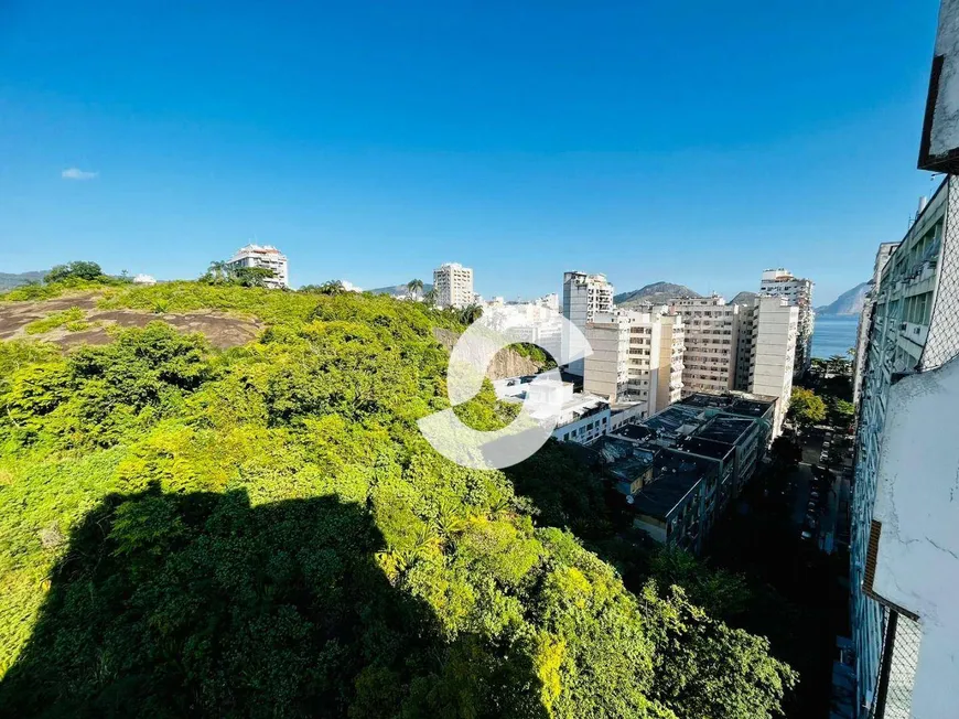 Foto 1 de Apartamento com 4 Quartos à venda, 200m² em Icaraí, Niterói