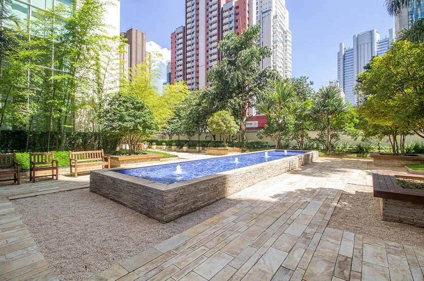 Foto 1 de Apartamento com 2 Quartos para alugar, 111m² em Brooklin, São Paulo