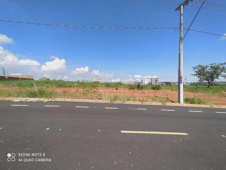 Foto 1 de Lote/Terreno à venda, 551m² em Aclimacao, Uberlândia