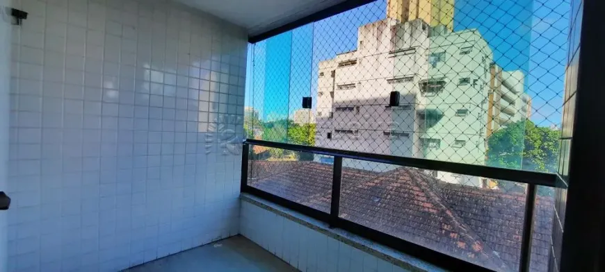 Foto 1 de Apartamento com 3 Quartos à venda, 117m² em Boa Vista, Recife