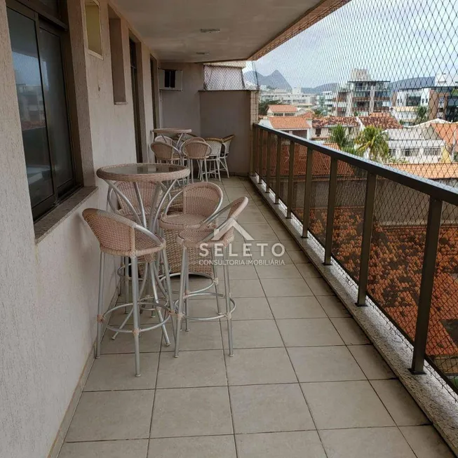 Foto 1 de Cobertura com 3 Quartos à venda, 221m² em Piratininga, Niterói