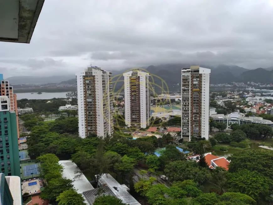 Foto 1 de Apartamento com 2 Quartos à venda, 65m² em Barra da Tijuca, Rio de Janeiro