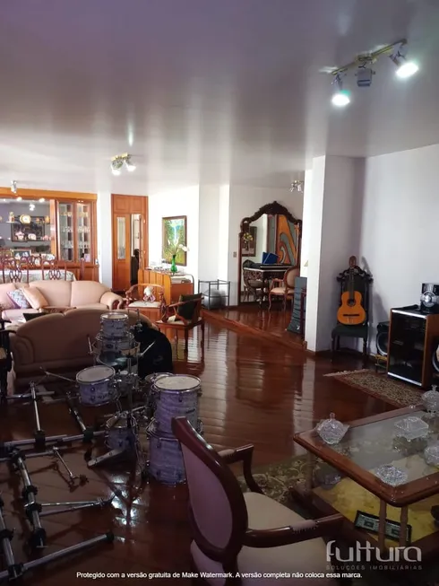 Foto 1 de Apartamento com 4 Quartos à venda, 260m² em Setor Bueno, Goiânia