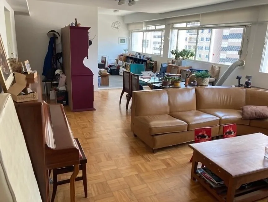 Foto 1 de Apartamento com 3 Quartos à venda, 128m² em Itaim Bibi, São Paulo